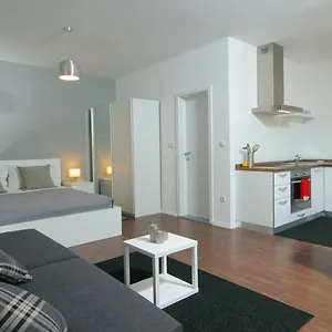 https://charm-apartments-and-rooms.hotels-in-trogir.com