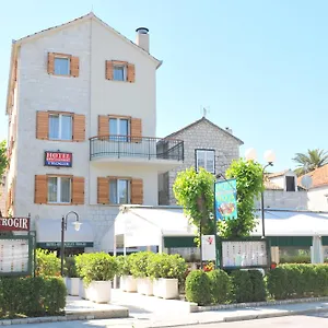 hotel-trogir.hotels-in-trogir.com/